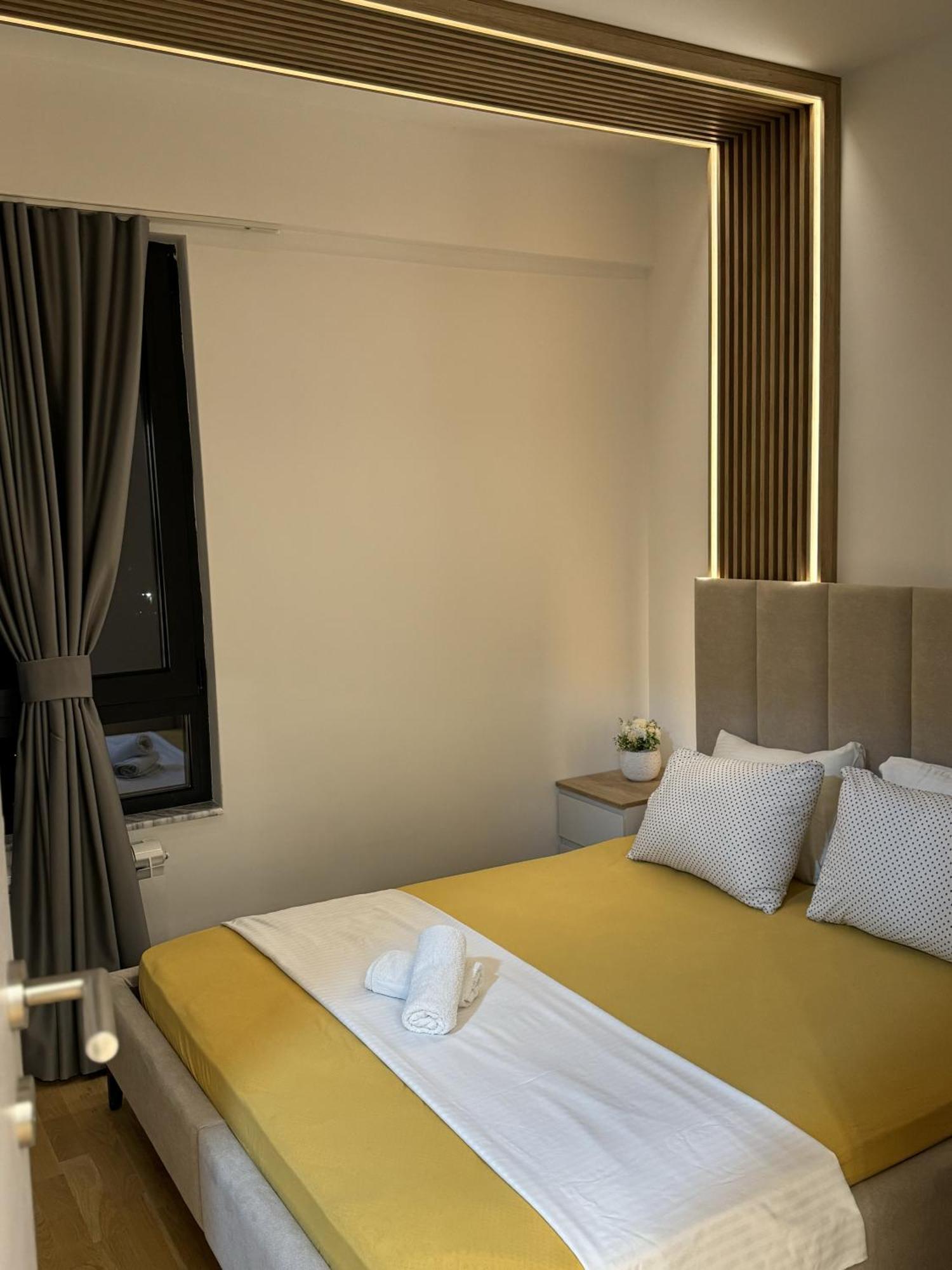 Maria Luxury Apartment Skopje Exteriör bild
