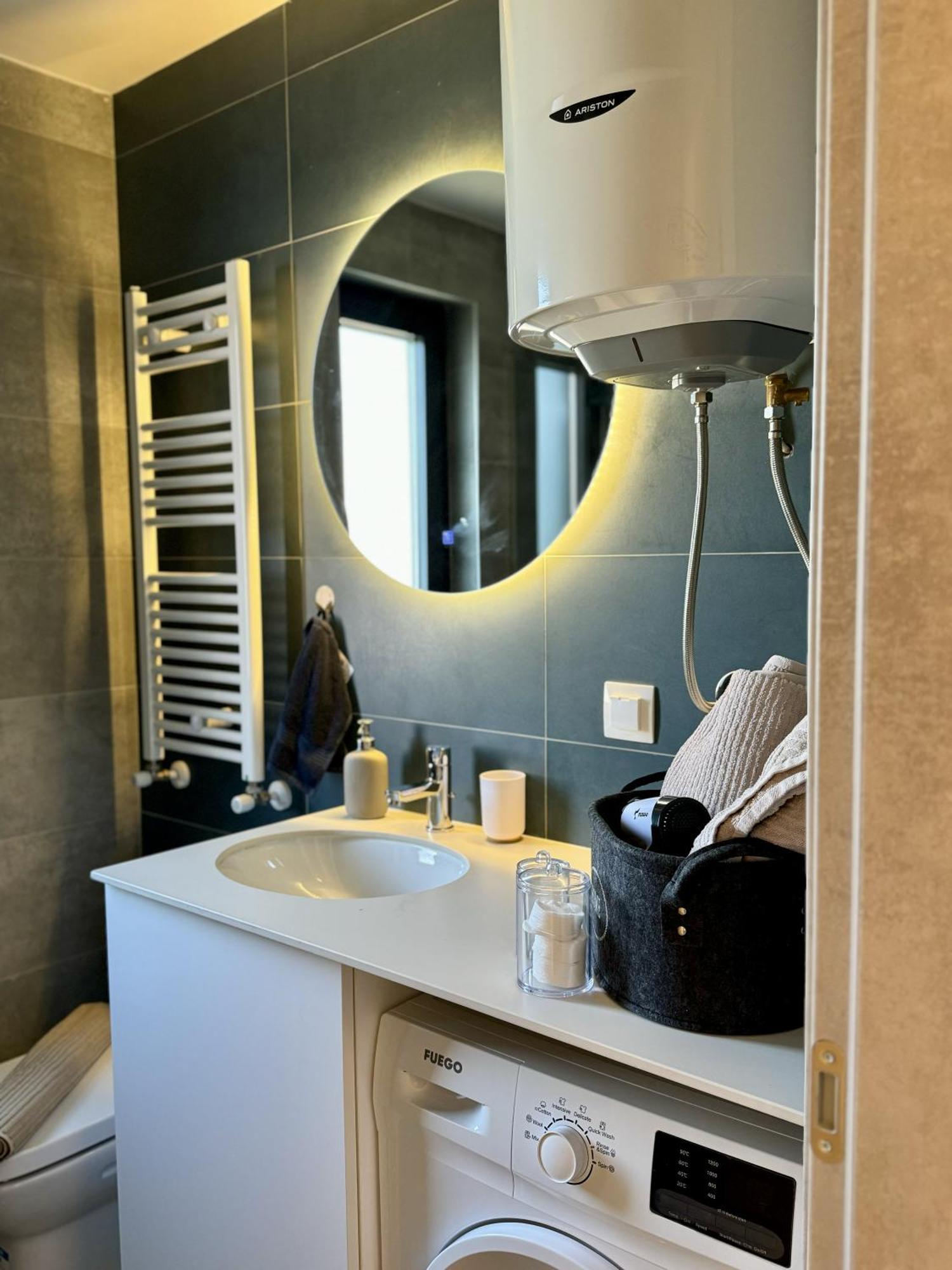 Maria Luxury Apartment Skopje Exteriör bild