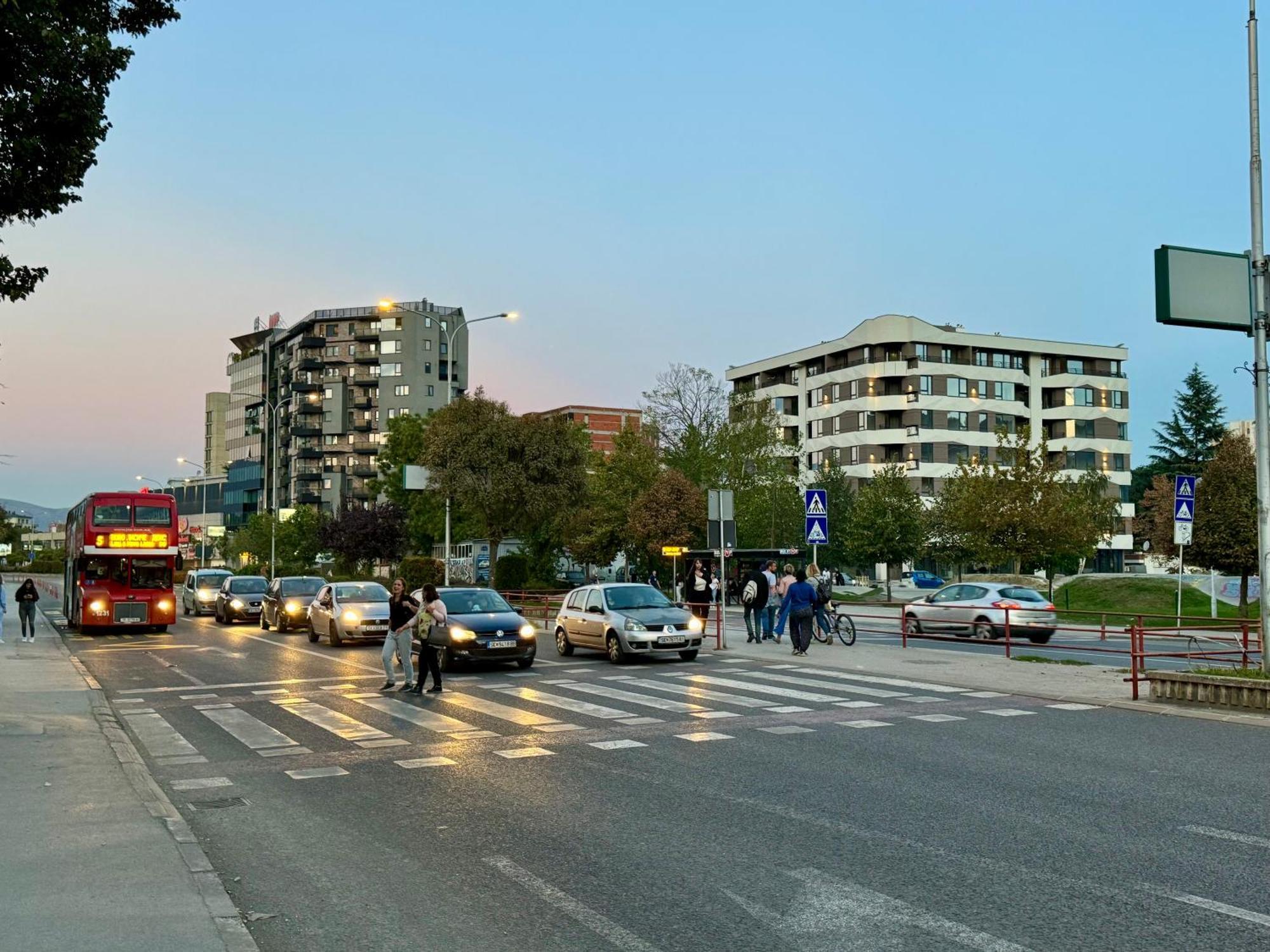 Maria Luxury Apartment Skopje Exteriör bild