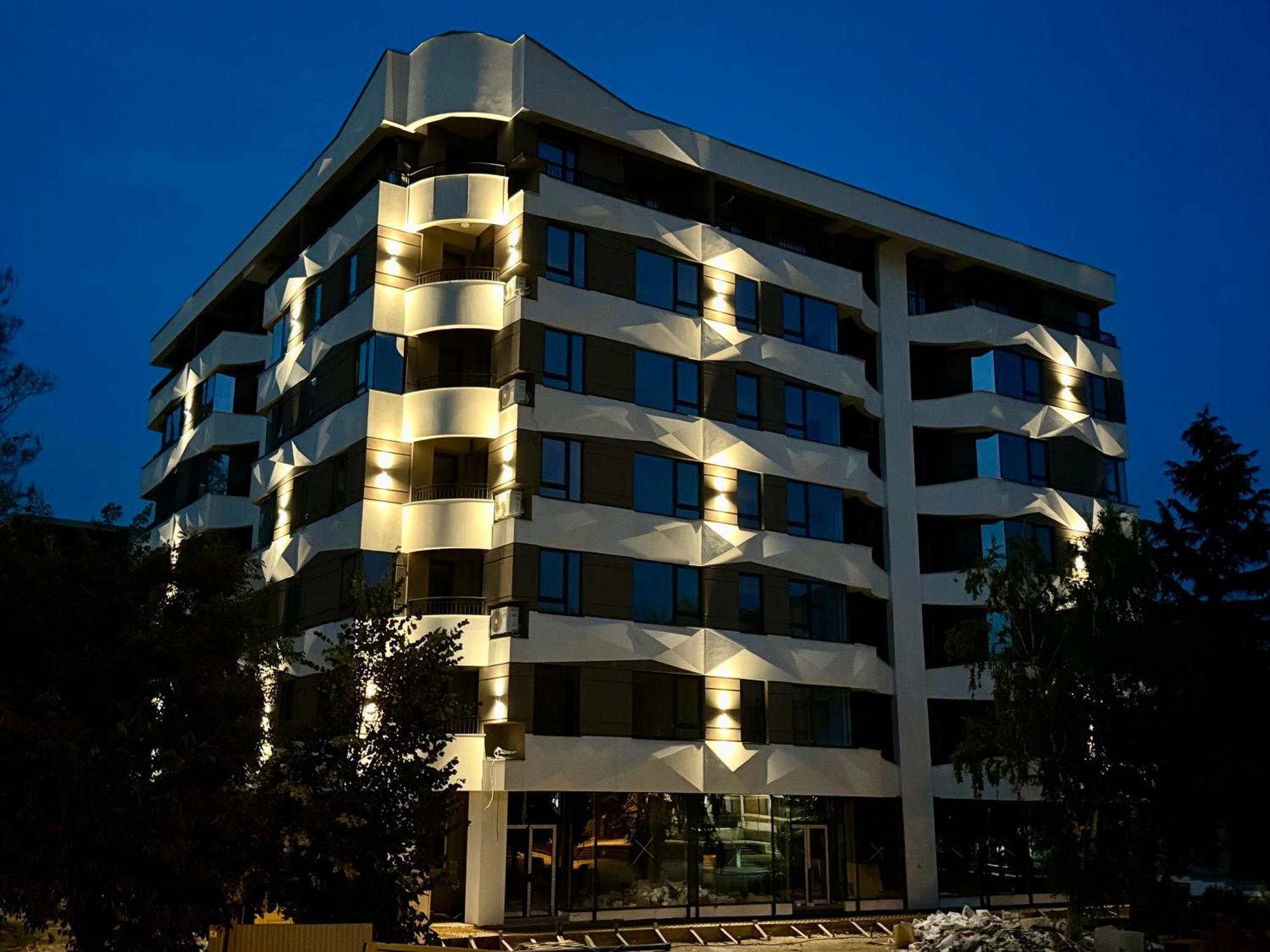 Maria Luxury Apartment Skopje Exteriör bild